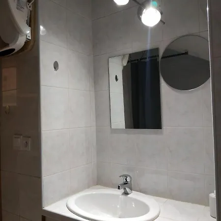 Appartement Chateau Uriage-Chamrousse Saint-Martin-dʼUriage Exterior foto