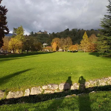 Appartement Chateau Uriage-Chamrousse Saint-Martin-dʼUriage Exterior foto